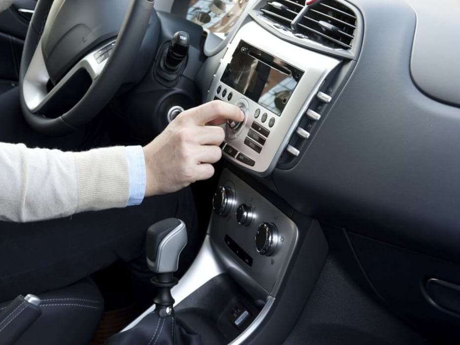 car voice control navigation