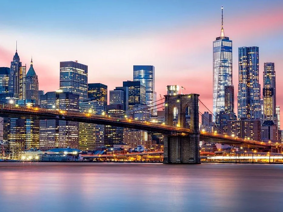 NYC Becomes First to Require Vaccination Proof for Indoor Activities