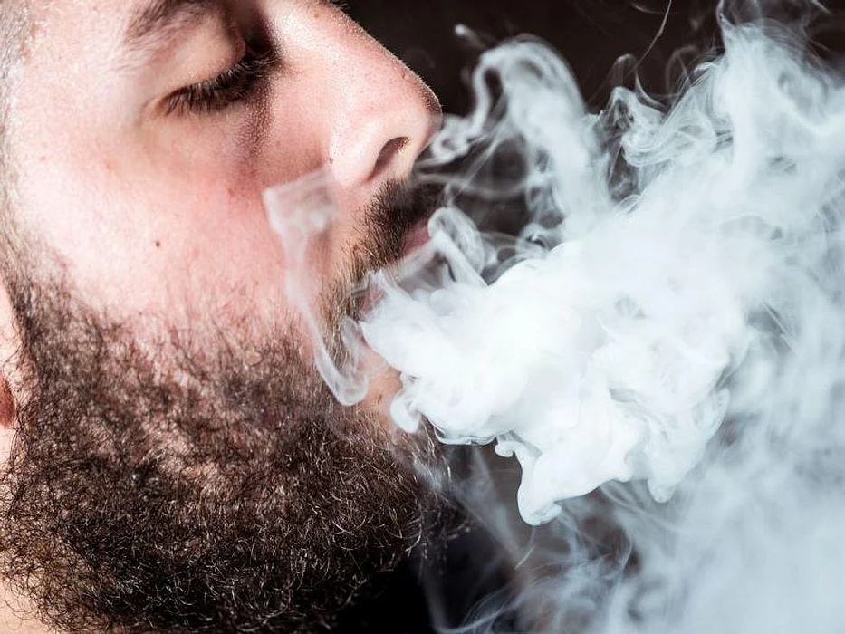 e-cigarette vaping
