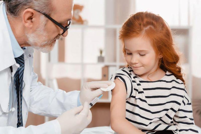 新闻图片:研究探讨了疫苗和儿童哮喘之间的联系，但结果尚无定论