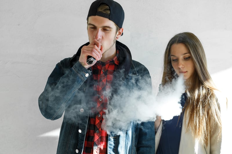 Teens More Likely to Vape If Parent Smokes