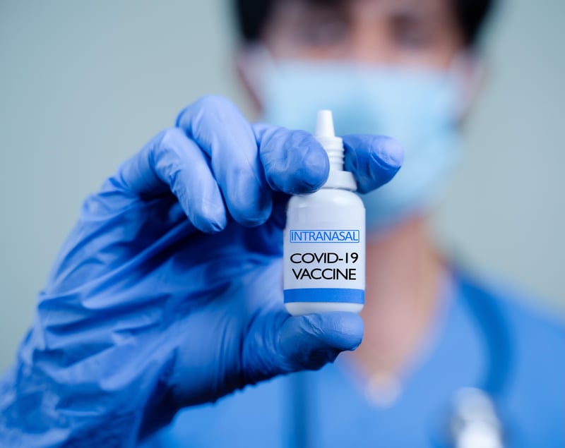 新闻图片:第一批无针COVID疫苗在印度和中国获得成功