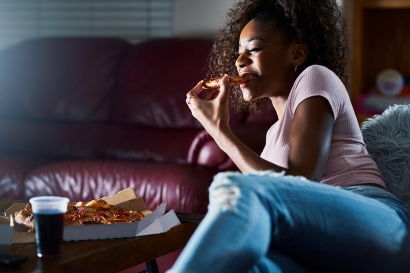 Late-Night Meals Especially Bad for Weight Gain: Study