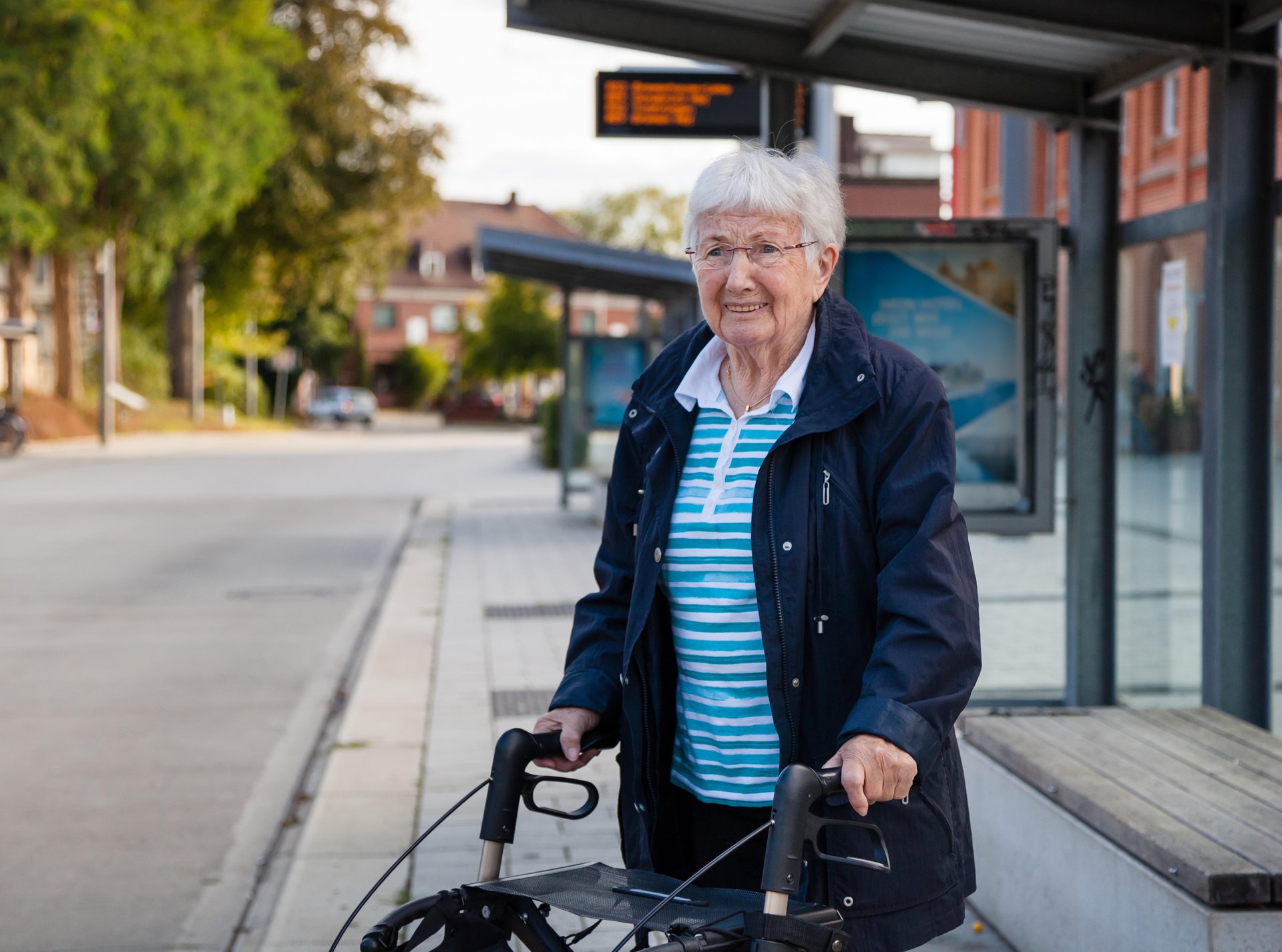 News Picture: Many Urban Seniors Rely on 'Broken' City Transit to Get to Medical Appointments
