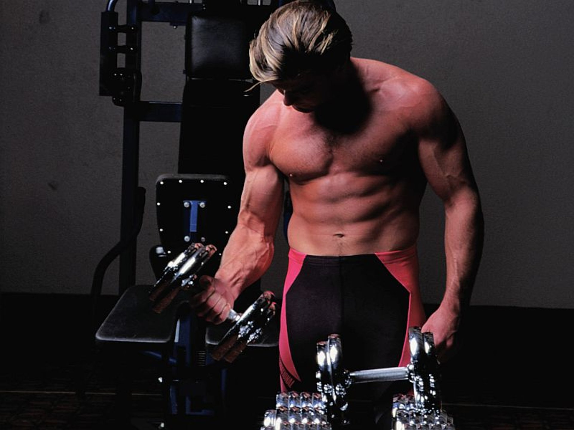 Apply Any Of These 10 Secret Techniques To Improve muscle building workouts
