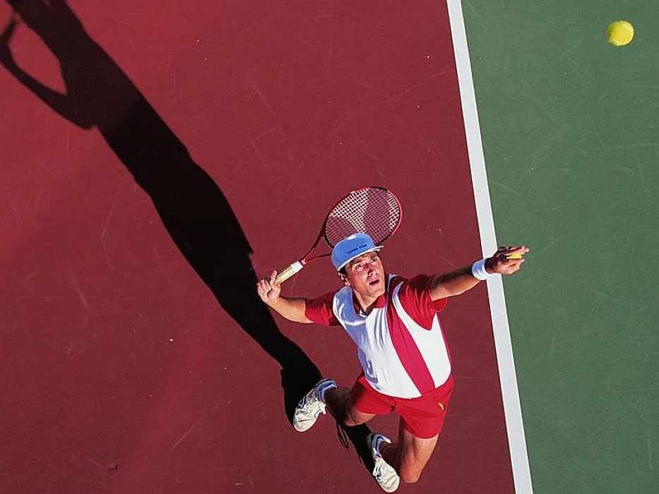 tennis serve