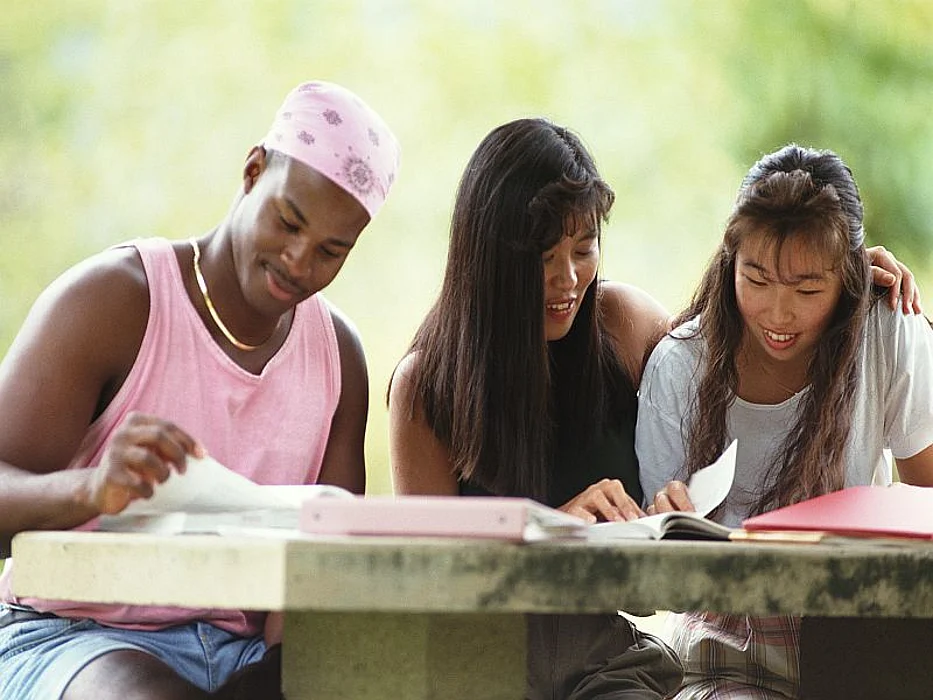 students reading