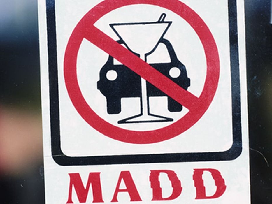 mothers against drunk driving sign