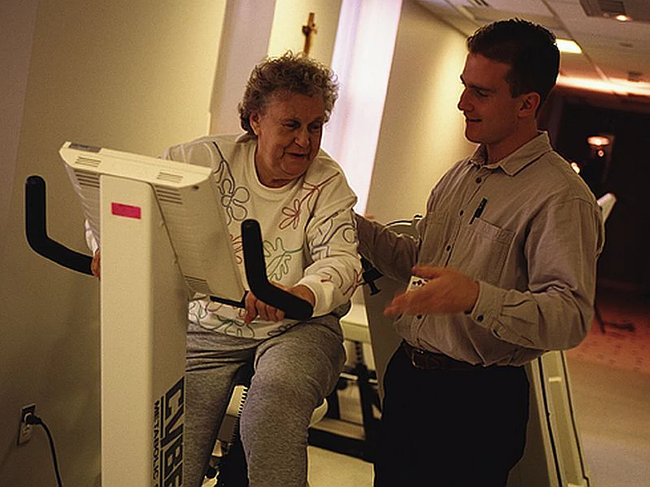 This Combo Workout May Suit Obese Seniors Best - Consumer Health News