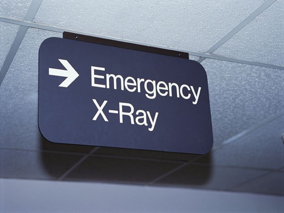 emergency xray sign