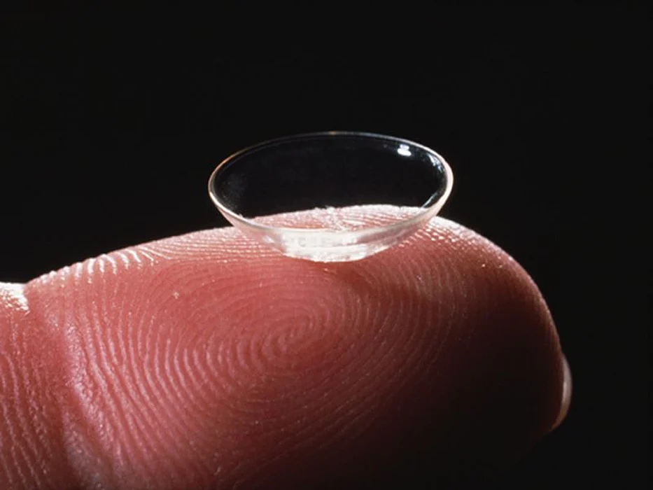 contact lens