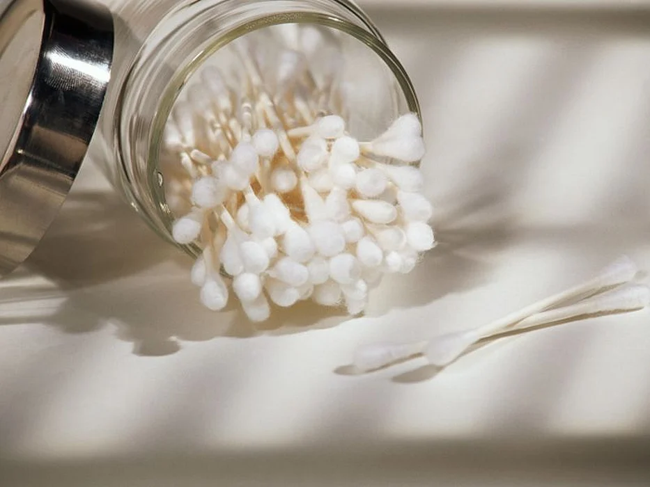 cotton swabs
