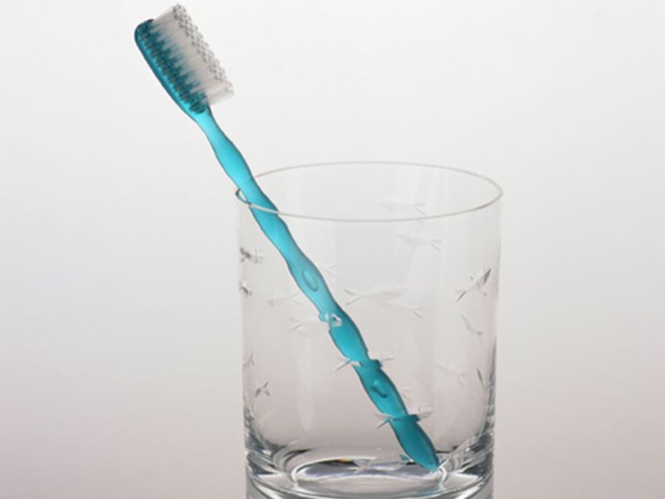 Los gérmenes de su cepillo de dientes pueden revelar su salud