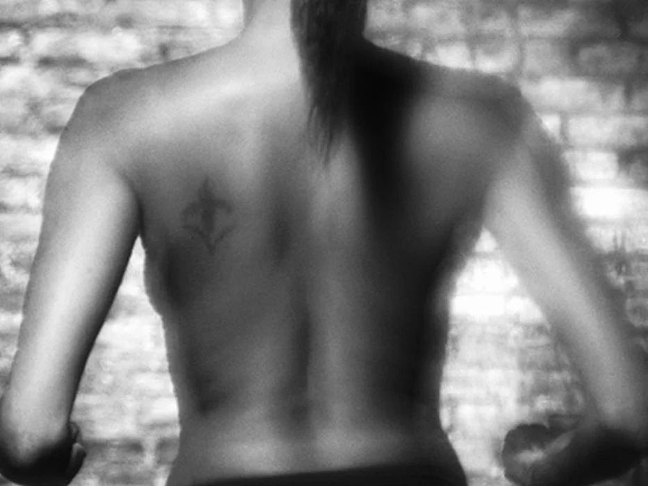 lady\'s back