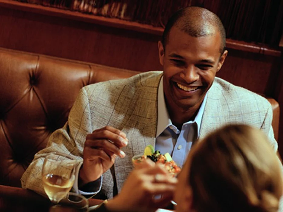 couple eating in a restaurant