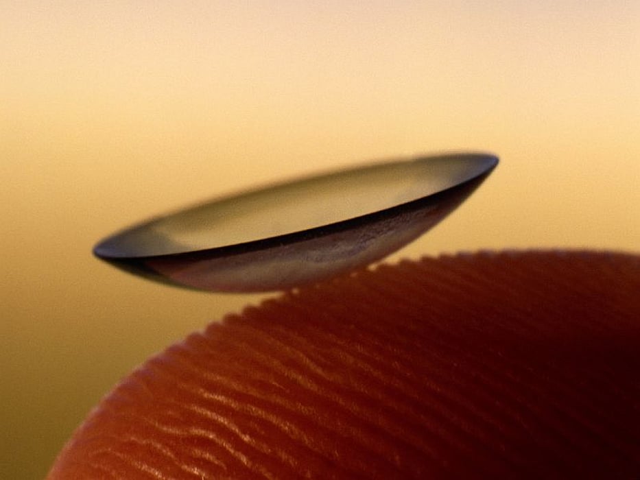 contact lens