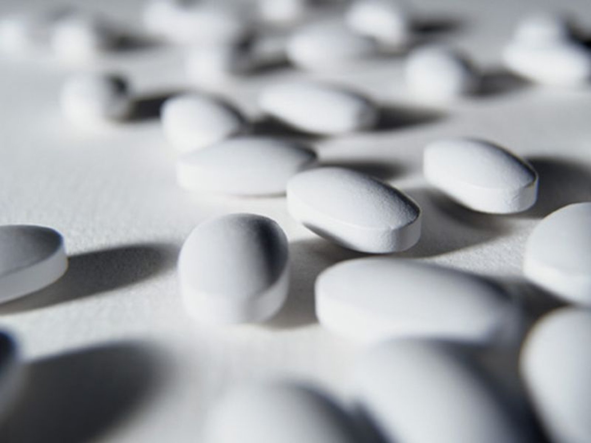 Common Antidepressants Won't Raise Risk for Bleeding Strokes: Study thumbnail