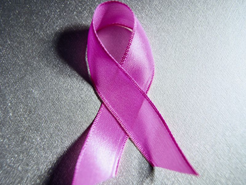 More Breast Cancer Survivors Opting to `Go Flat` After Mastectomy