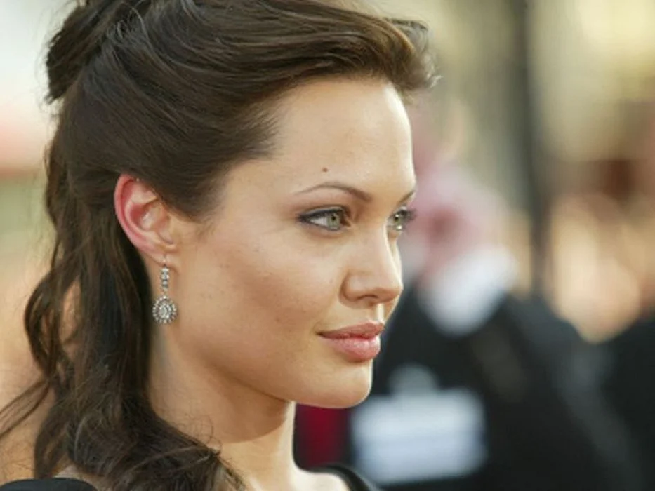 angelina jolie