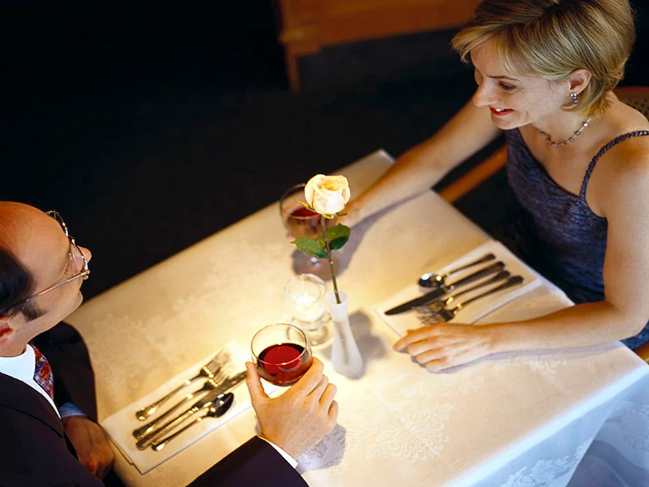 couple in the restaurant