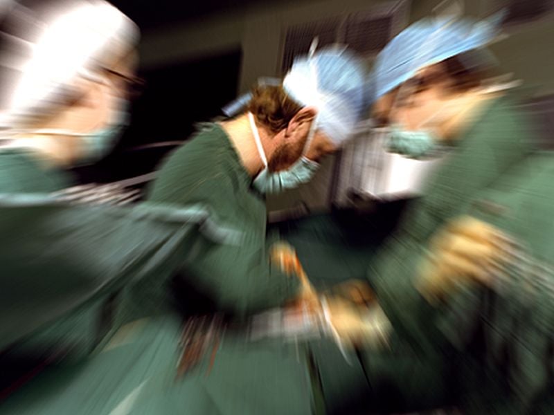 Most Top U.S. Surgeons Are White and That's Not Changing