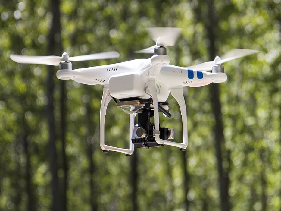 In a World First, Drone Delivers Kidney for Transplant - Consumer Health News | HealthDay