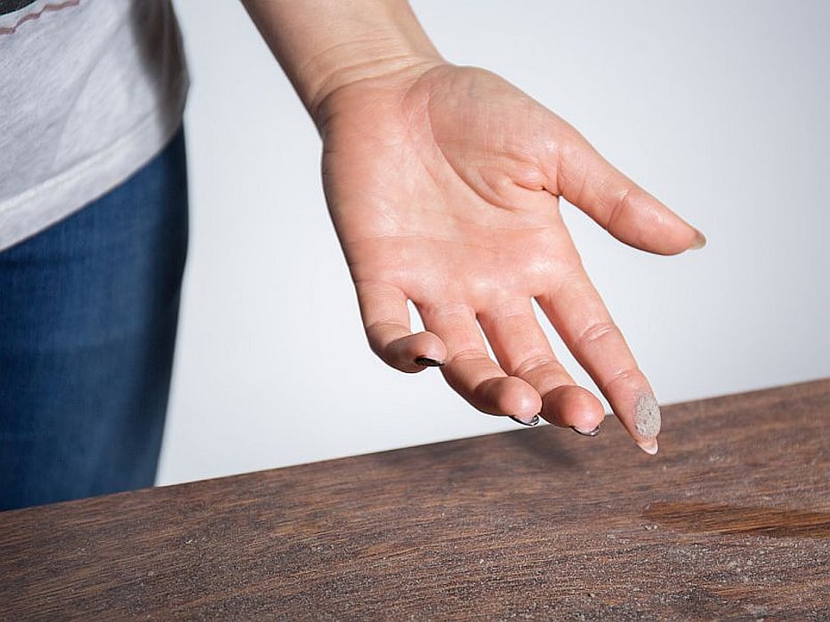 dust on finger