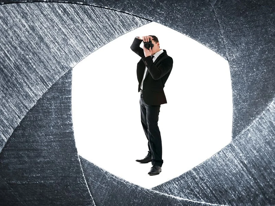 spy