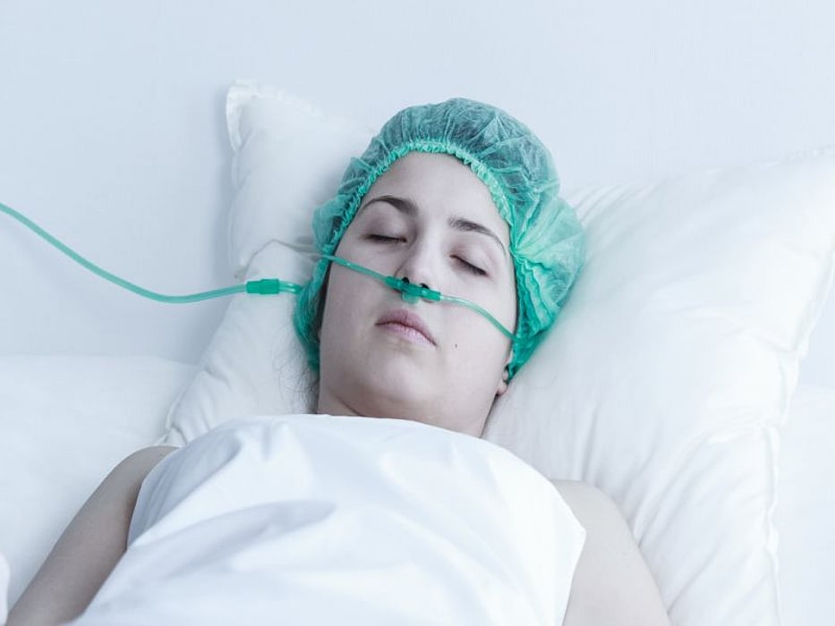 A New Way To Spot Consciousness Earlier In Comatose Patients Consumer Health News Healthday A New Way To Spot Consciousness Earlier In Comatose Patients Consumer Health News Healthday