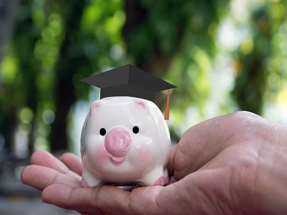 graduation money