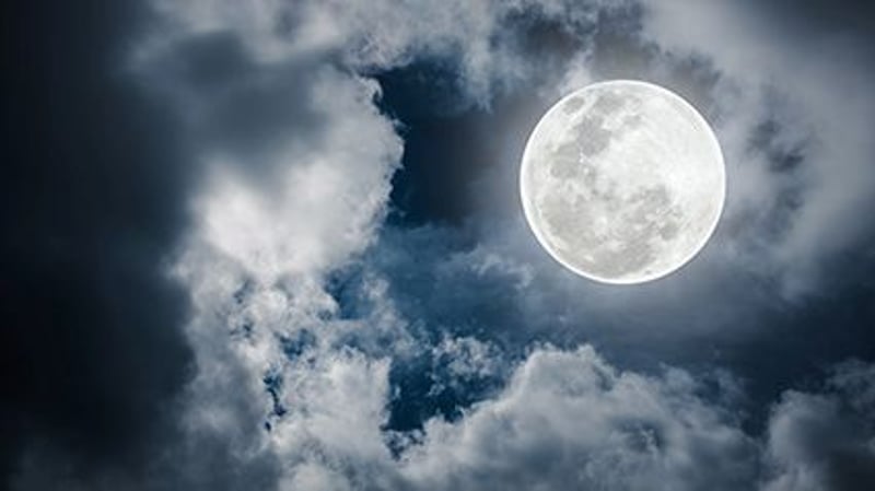 Are the Moon's Phases Affecting Your Sleep?