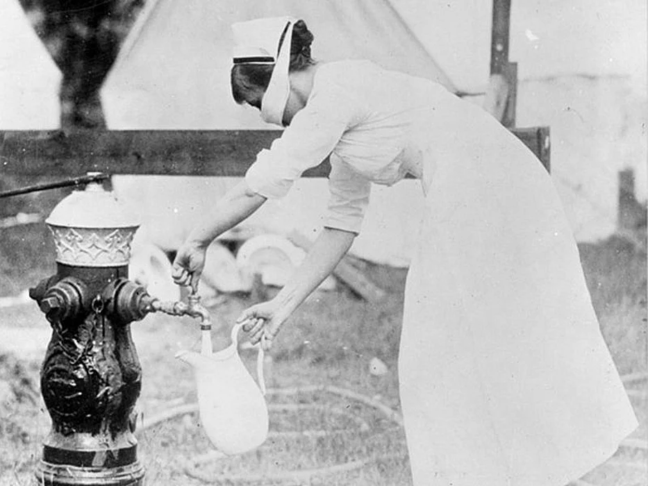 Nurse wearing mask during 1918 influenza pandemic.