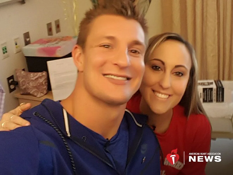 New England Patriots star Rob Gronkowski visits Lauren Meizo before her 2nd heart transplant