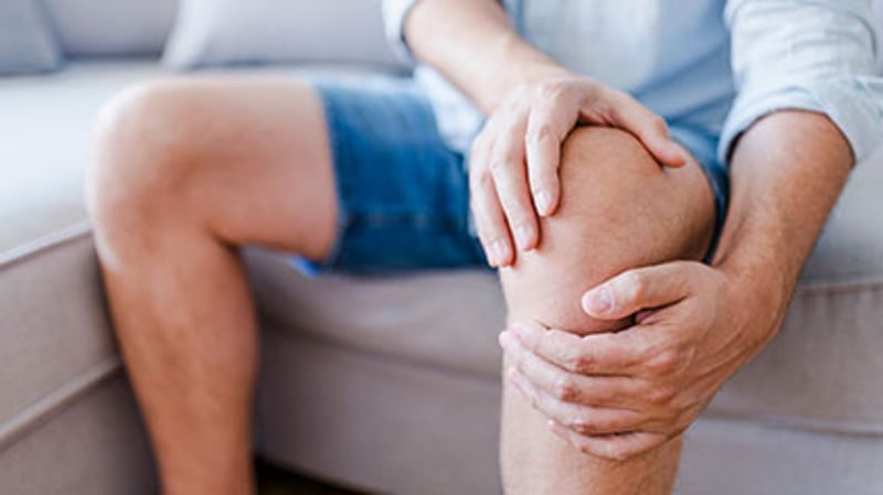 'Stepped' Approach to Exercise Can Help With Arthritic Knees