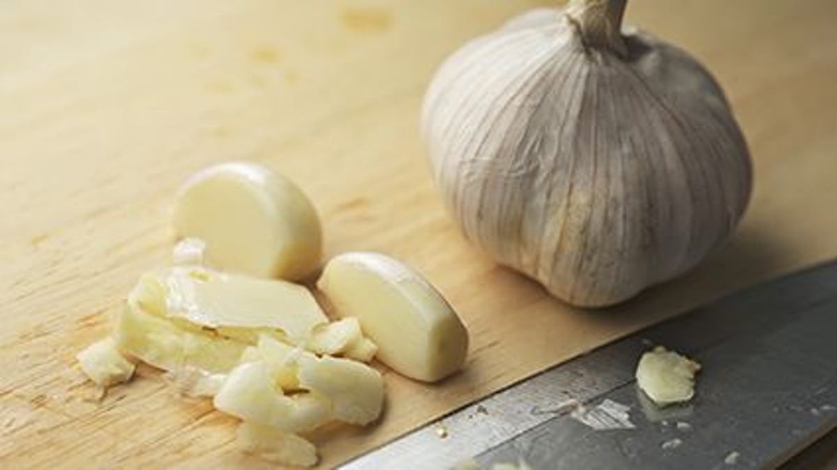 Is Garlic Good for You Health Benefits Side Effects Drug