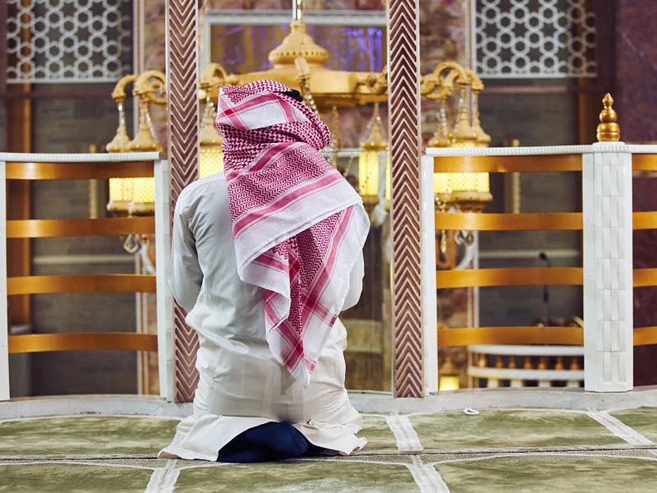 muslim praying