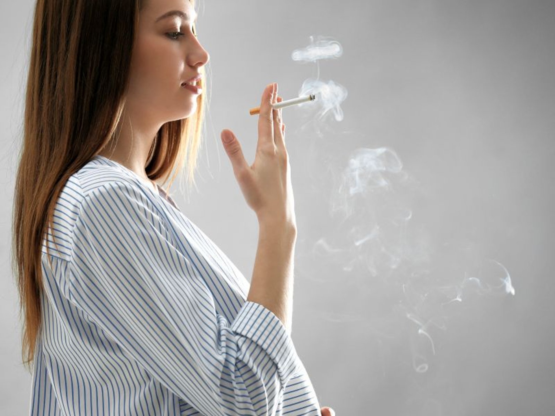 News Picture: Vaping Might Beat Nicotine Patches in Helping Pregnant Women Quit Smoking