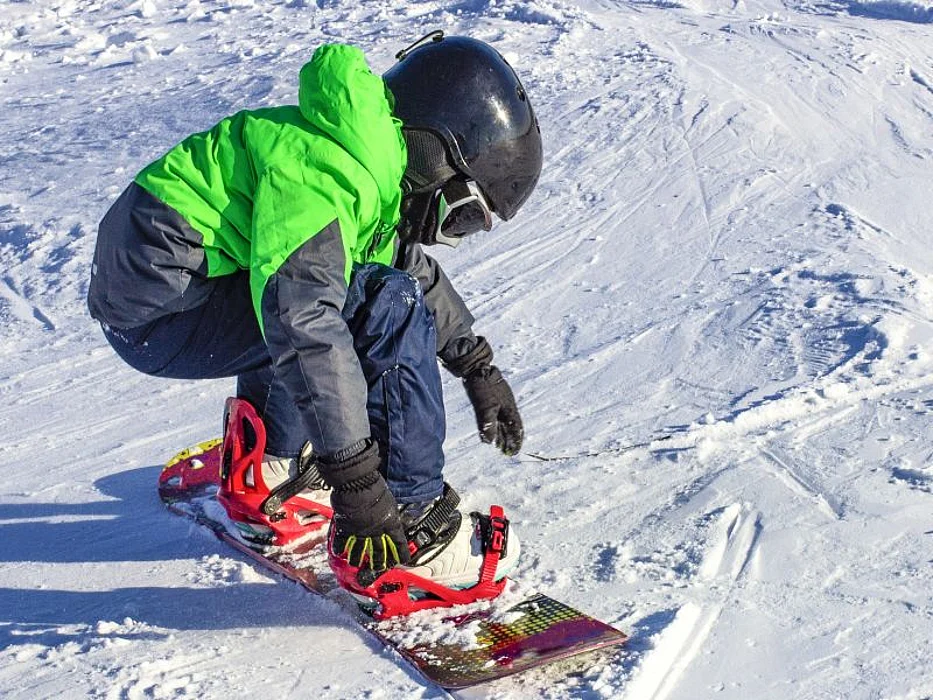 Young snowboarder