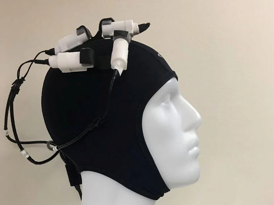 Magnet stimulator device