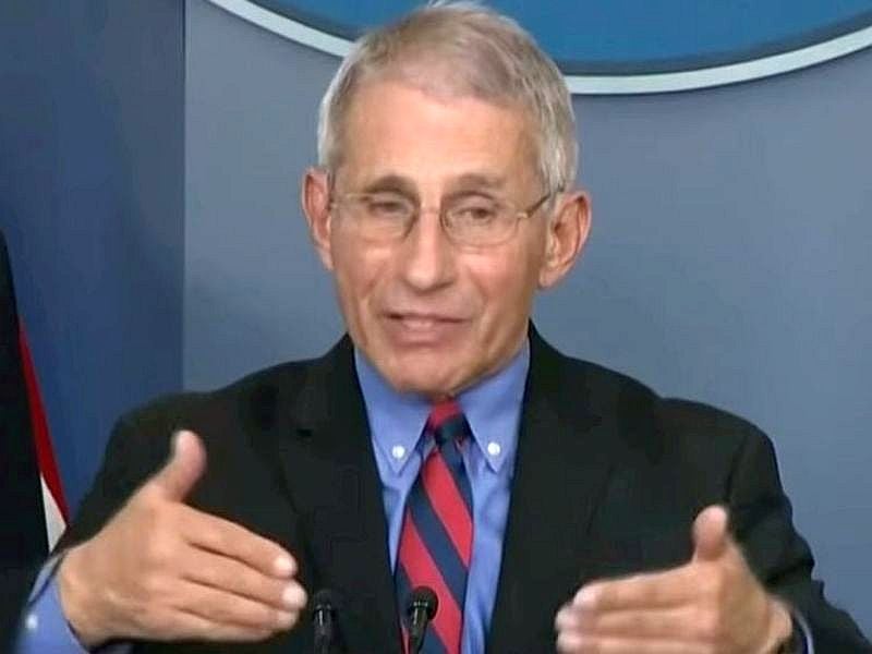 Fauci Warns of Another Surge of COVID Cases After Thanksgiving Travel