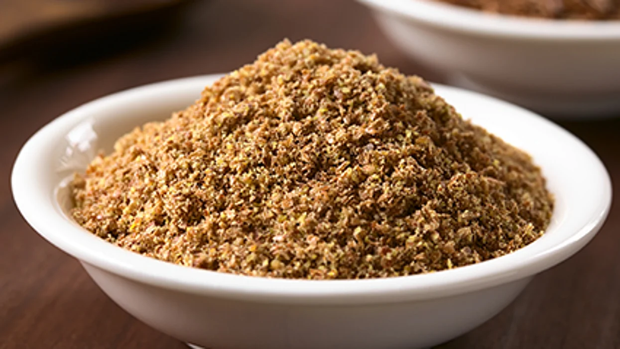 Get To Know The Nutty Crunch Of Flaxseeds