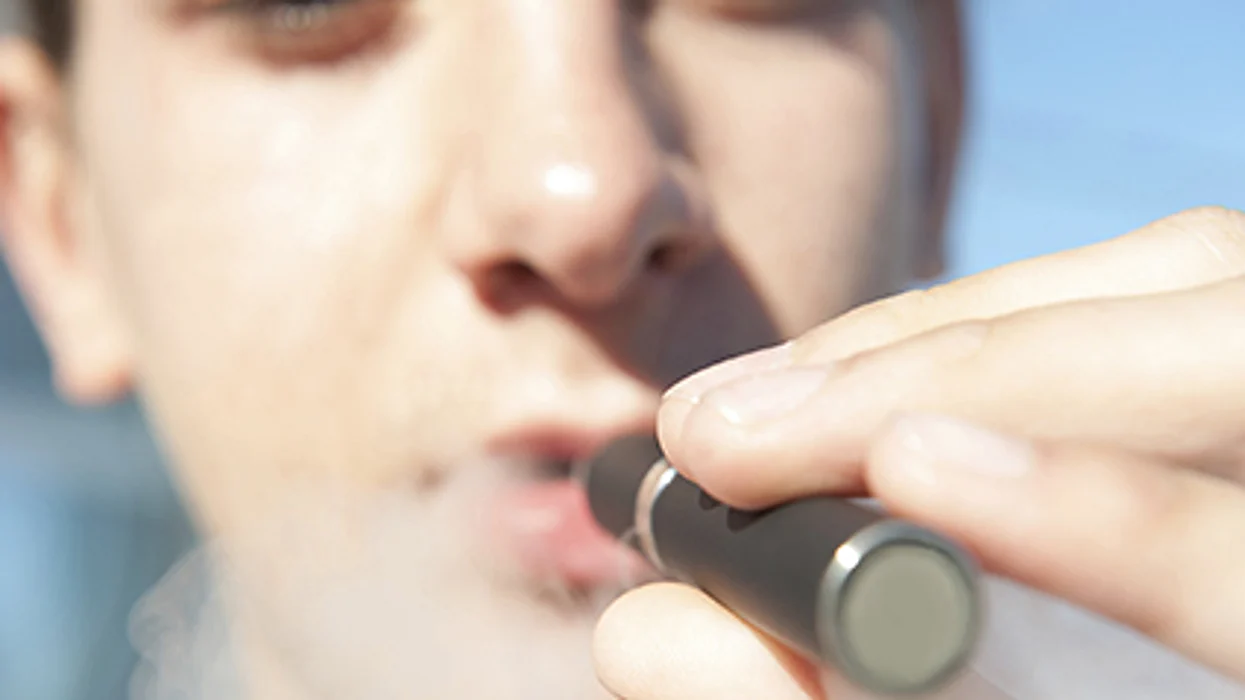 Los anuncios de los cigarrillos electronicos por television
