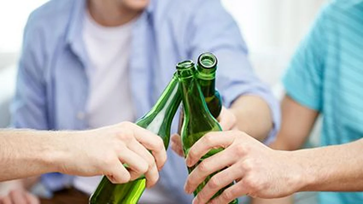El género y el consumo de alcohol por los menores