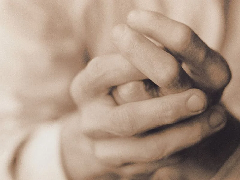 AAN: Neuromodulation Therapy Gives Relief From Hand Tremor