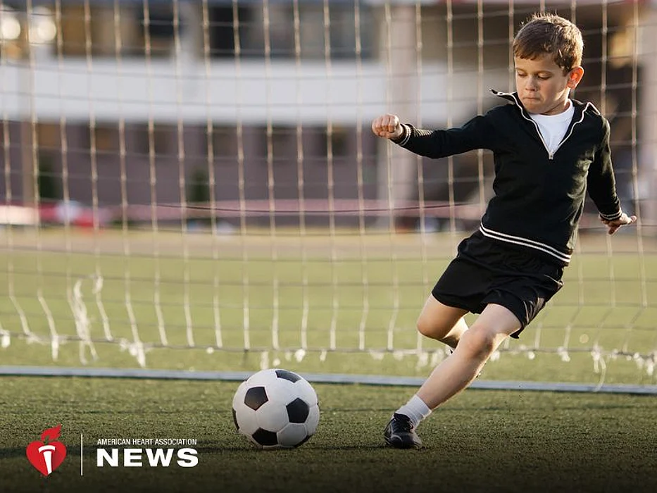 AHA: Se le llama el 'juego bonito,' pero las lesiones que puede acarrear el fútbol también lo hacen peligroso
