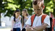 Parents of Kids With Food Allergies Also Face Bullying, Study Finds