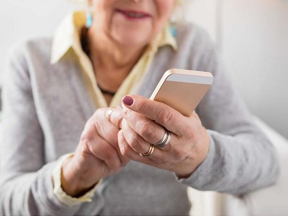 Sns利用頻度とメンタルヘルスへの影響 都民対象の調査 Consumer Health News Healthday Sns利用頻度とメンタルヘルスへの影響 都民対象の調査 Consumer Health News Healthday