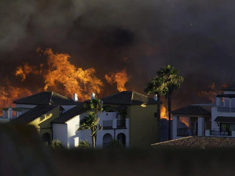 Wildfires Plus Heat Make Breathing Dangerous in America`s West