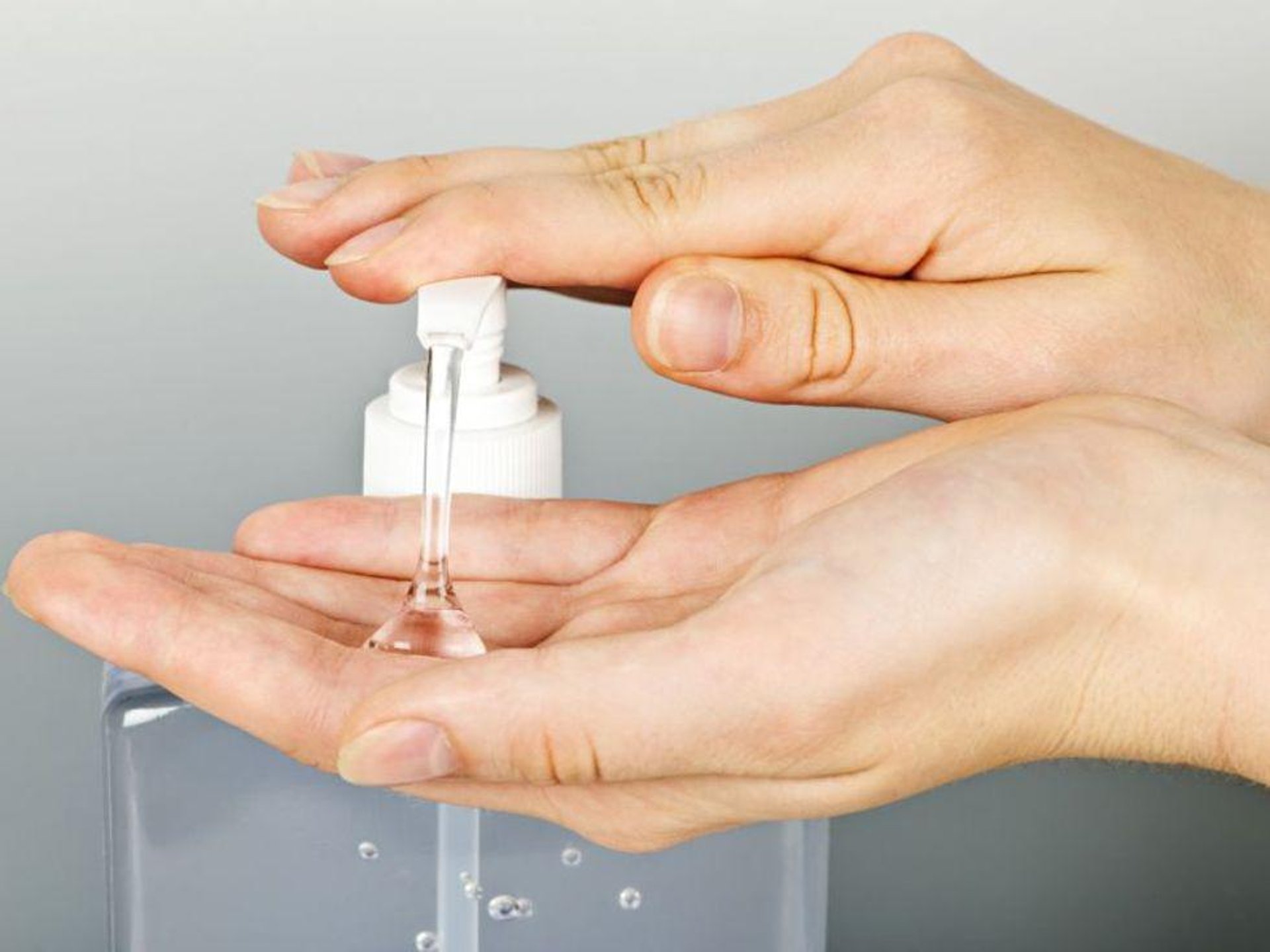 News Picture: Hand Sanitizer Vapors Can Cause Nausea, Dizziness