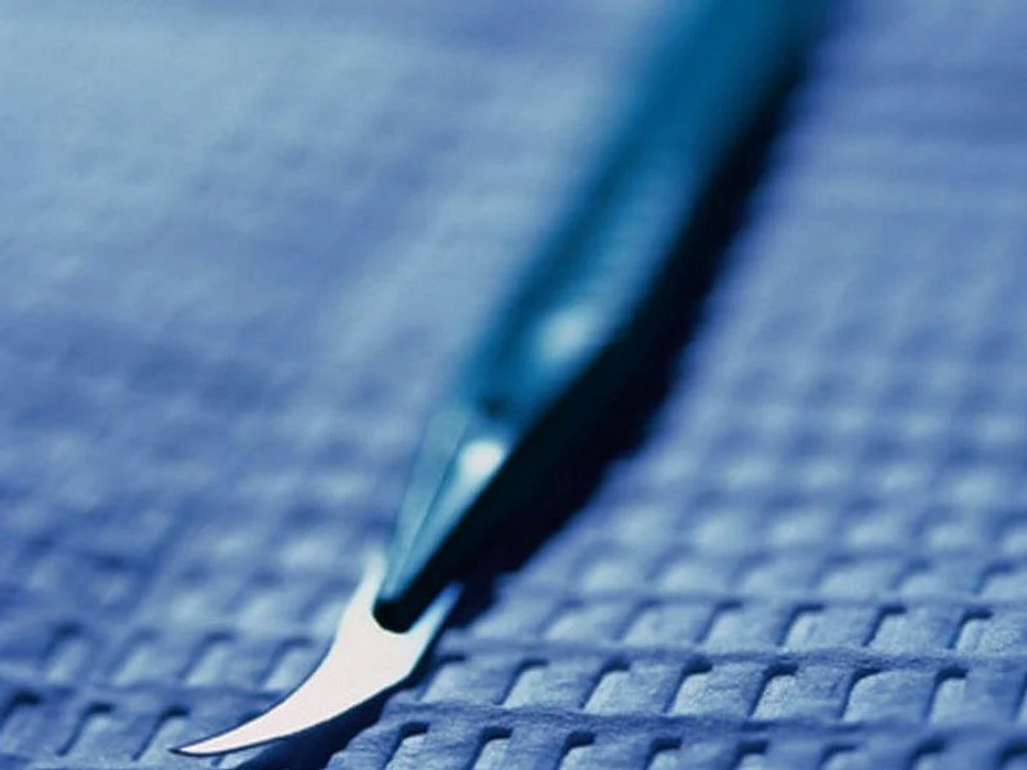scalpel